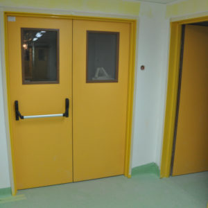 Противопожарная дверь с прямоугольным окном / серия FRM7519